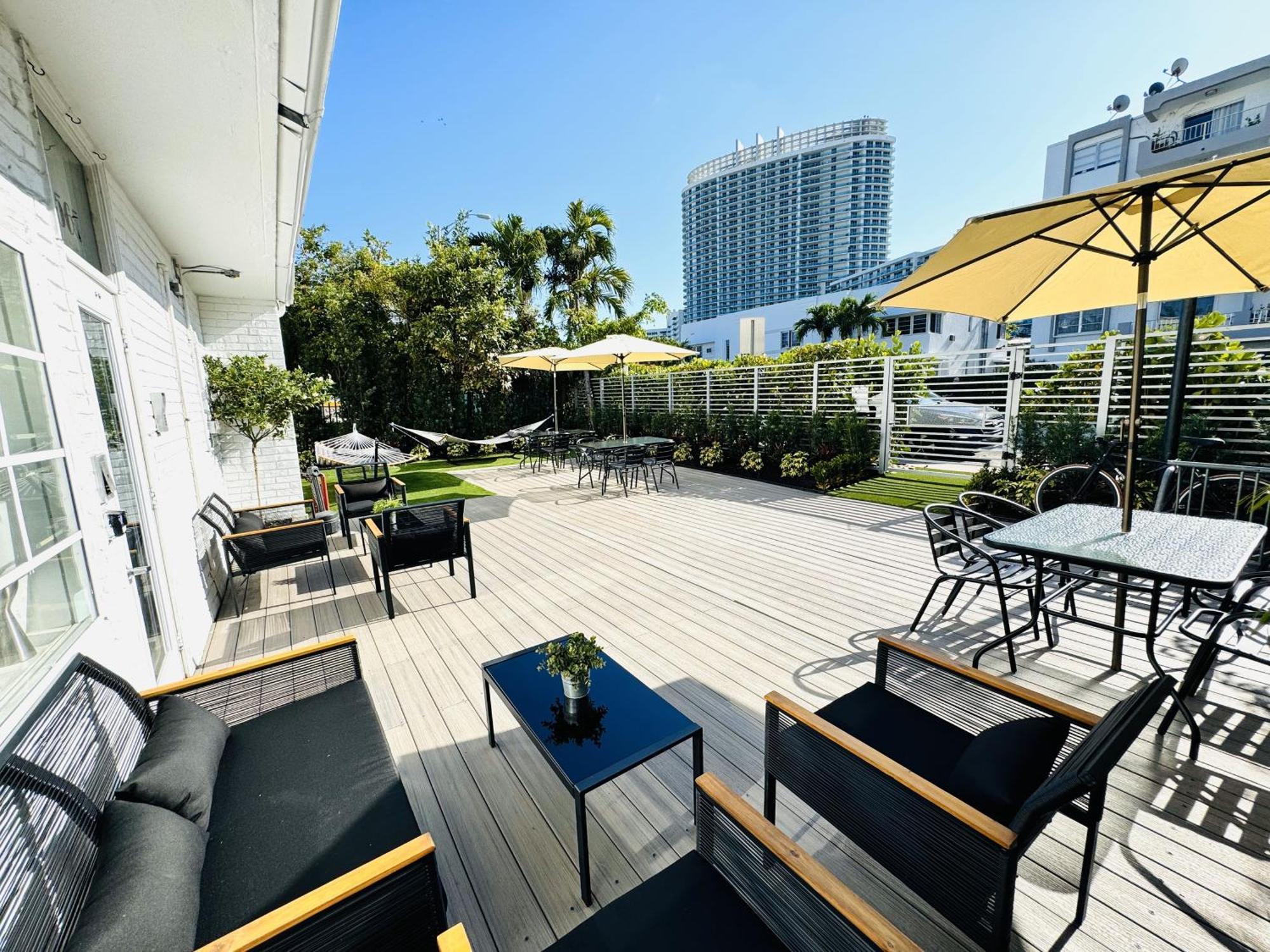 Baybreeze Apartments By Lowkl Miami Beach Exterior foto